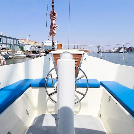 Novo Evamia Boat Båthotell