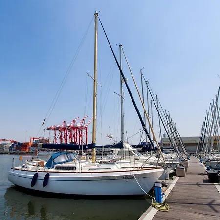Novo Evamia Boat Πλωτό κατάλυμα